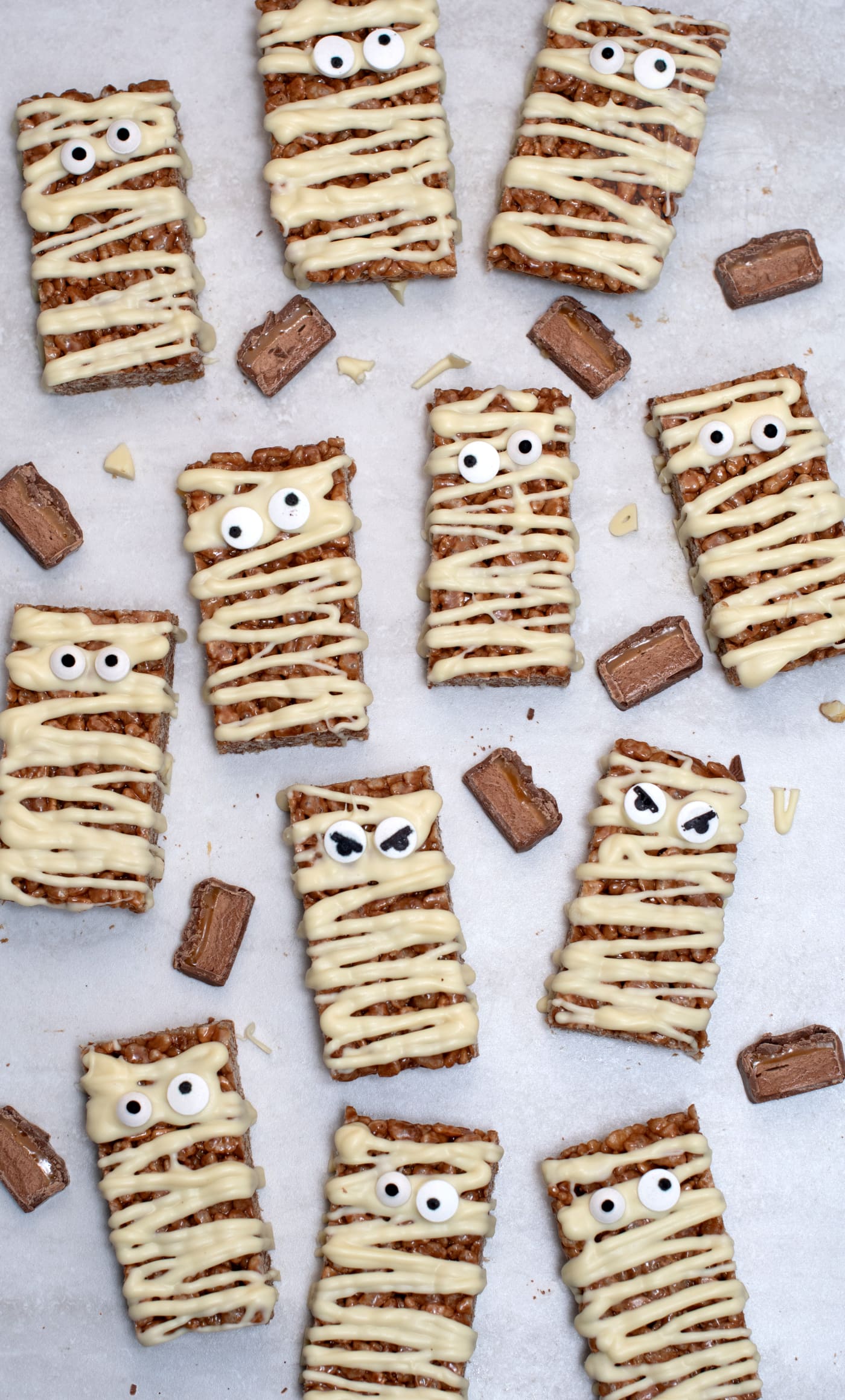 Mummy Mars Bar Slice from Baking with Granny. Super easy Halloween tray bake, perfect for baking with kids.